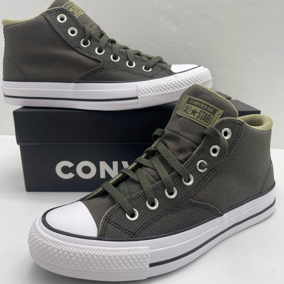 Converse Men’s A06604F
CTAS MALDEN STREET MID
CAVE GREEN/MOSSY SLOTH Sneakers - Picture 15 of 16